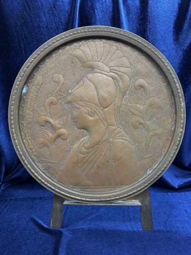 Bas relief rond - décoratif, en