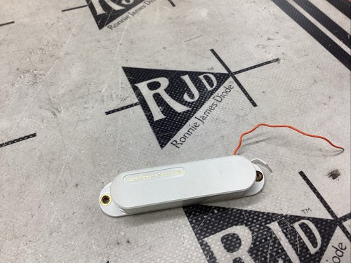 Lace sensor stratocaster white - lace,