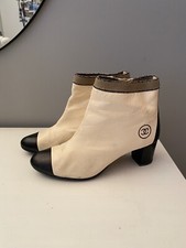 Bottines Chanel 