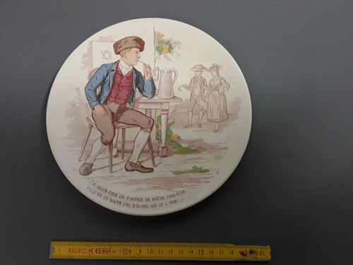 Ancienne assiette parlante