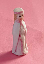 RARE REINE au SERPENT tenant une Pomme Hr 3,4cm 1ère époque  fève Allemande