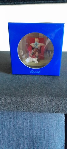 Scene tintin boite bleue - tintin,