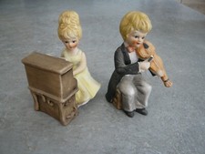  FIGURINES - COUPLE D'ENFANTS