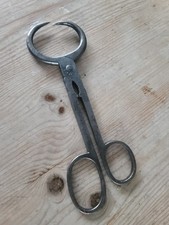 Curiosité - Ancienne pince