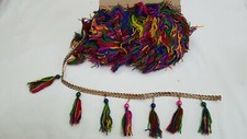 Beau pompon bonne taille - , et