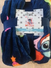 PLAID / COUVERTURE DISNEY STITCH - NEUVE - 1,75 M X 2,15 M