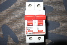 INTERRUPTEUR SECTIONNEUR 2POLES 40A LEGRAND 40AMPERES BIPOLAIRE