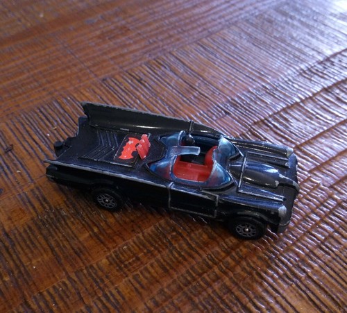 Corgi toys voiture batmobile - corgi,