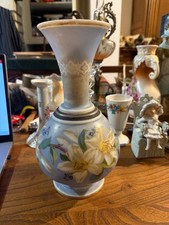 Ancien Vase en opaline épaisse à décor de fleurs, Napoléon III