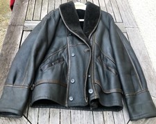 blouson cuir homme col fourrure nombreuse  poches très chaud agréable a porté  