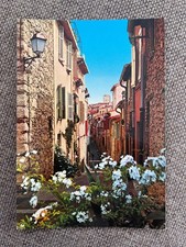 CPM ANTIBES LA RUE DU HAUT CASTELET