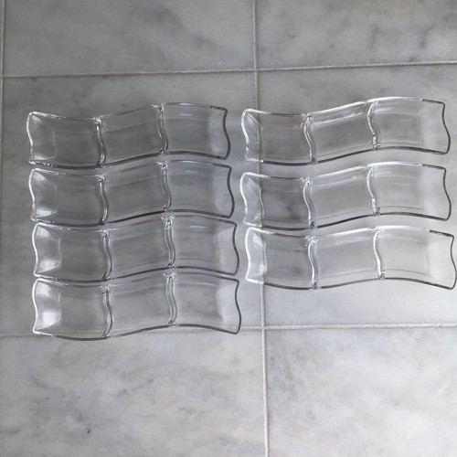Lot assiettes en verre - 7,