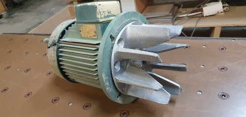 Moteur triphasé 2820 - 0,75, kw,