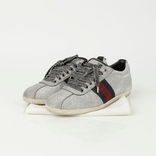 Gucci Baskets à clous en