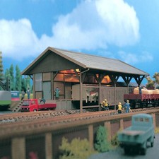 Halle à marchandises couverte