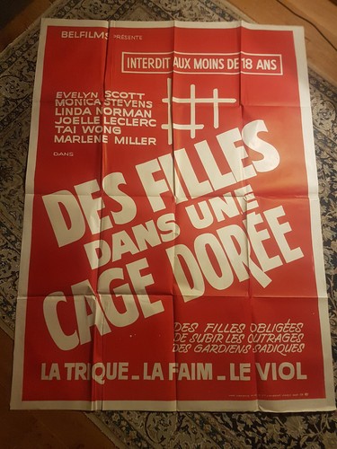 Des filles dans une - des,
