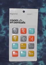 Room essentials magnet set - room,