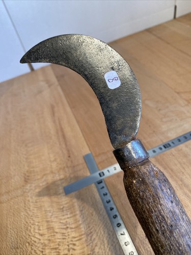 Old tool outil - 8, /