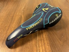 Selle Italia SLR Boost Pro Team Superflow avec broderie Pinarello