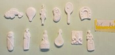 FEVES "    PLASTIQUE ANCIENNES LOT DE 12 FEVES N°4