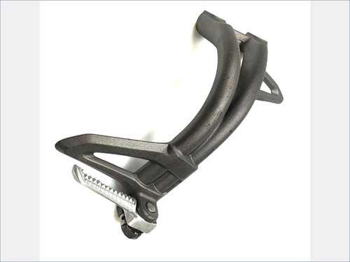 Platine repose pied ard - platine,