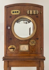 Machine à sous ancienne ( jeux de café)