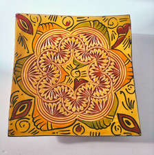 Vide-poches en faïence de Safi – décor incisé et émaillé à la main