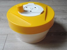 ESSOREUSE A SALADES TRIUMPH JAUNE