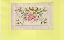 CPA BRODEE AVEC VOLET ET PETITE CARTE TRES BELLE ROSE AVEC DU MYOSOTIS