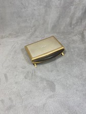 Distributeur Boite à