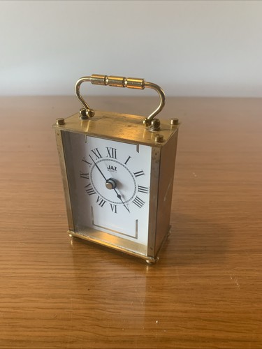 Horloge table jaz quartz - horloge, a