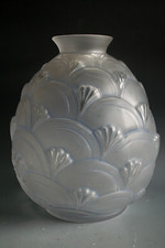 VASE EN VERRE ART DECO