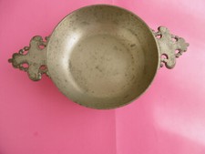 Écuelle 2 oreilles en étain