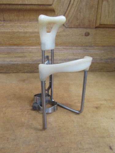 Reg ancien porte bidon - reg,