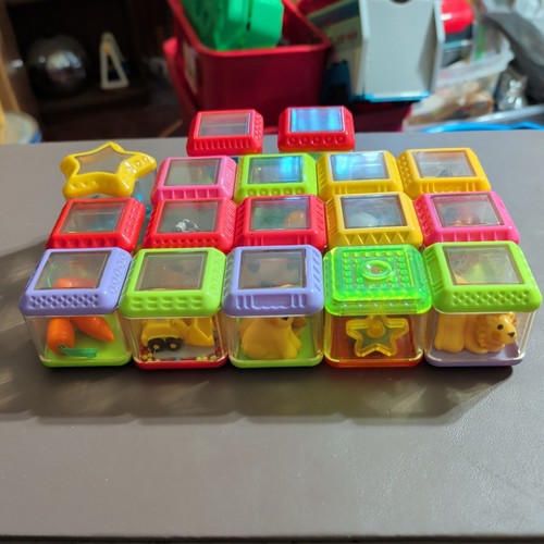 Fisher price peek boo blocks - peek,