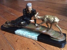 Signée MENNEVILLE STATUE SCULPTURE CHRYSELEPHANTINE ART DECO FEMME au Chevreau