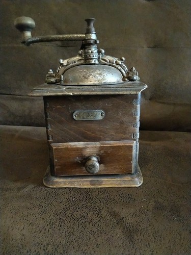 Ancien moulin café - ancien, a