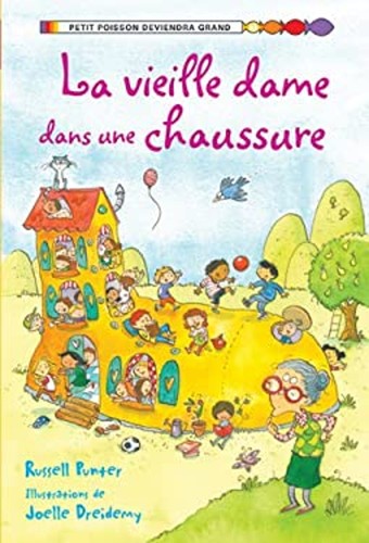 Vieille dame dans une - vieille,