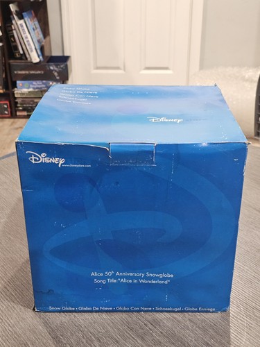 New disney store - new, musical