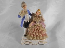 TRÈS BELLE FIGURINE GROUPE SCÈNE GALANTE  PORCELAINE ALLEMANDE 