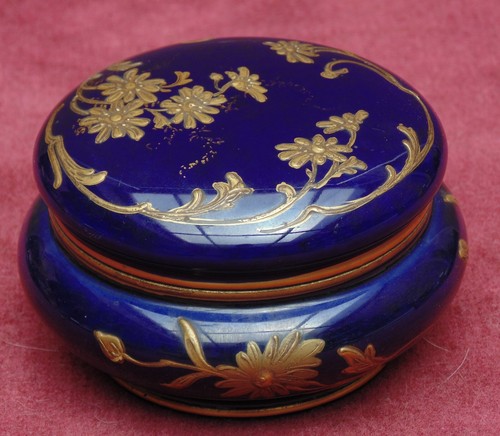 Magnifique rare ancienne boite - magnifique,