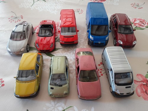 Lot voitures miniatures - lot, 9