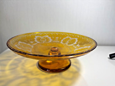 Superbe grande coupe plat en cristal taillé jaune de Bohême