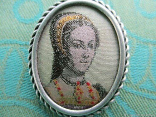 Broche ancienne dame - ancienne, de