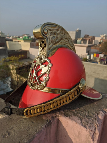 Ancien casque pompier - , en