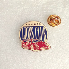 Pin's Lapel pin pins LIONS