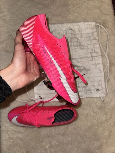 Crampons nike rose mbappé - rose,