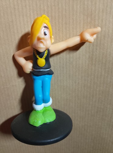 Figurine donald asterix et - asterix,