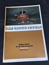THE CROWN JEWELS OFFICIAL GUIDE 1974  Her Majesty’s Stationary Office London