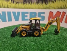 UH8139 - Tractopelle KOMATSU WB97S-8 - Universal Hobbies (UH) - 1/50